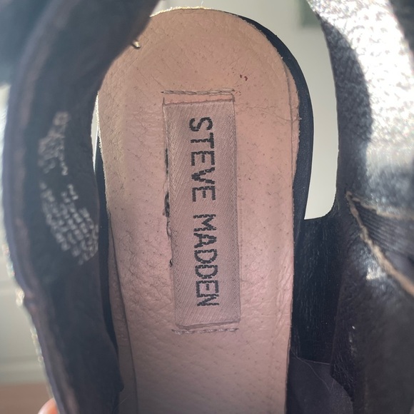 Nineties vintage leather  Steve Madden shoes - Picture 3 of 3